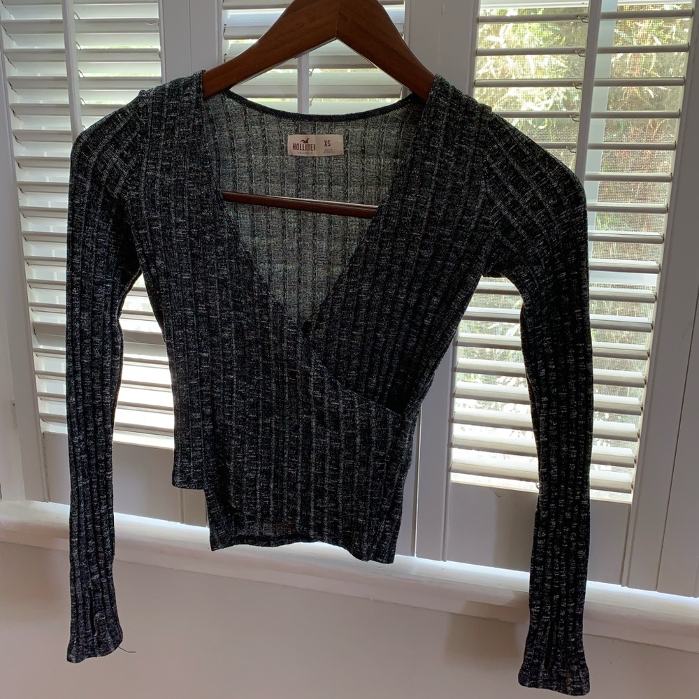 HOLLISTER crop top